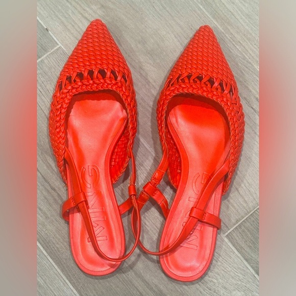 MNG Stylish Flat Bright Red Shoes Size 39 - Picture 1 of 6